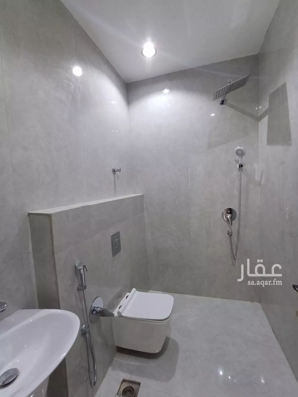 فيلا 6 غرف في الرمال 4