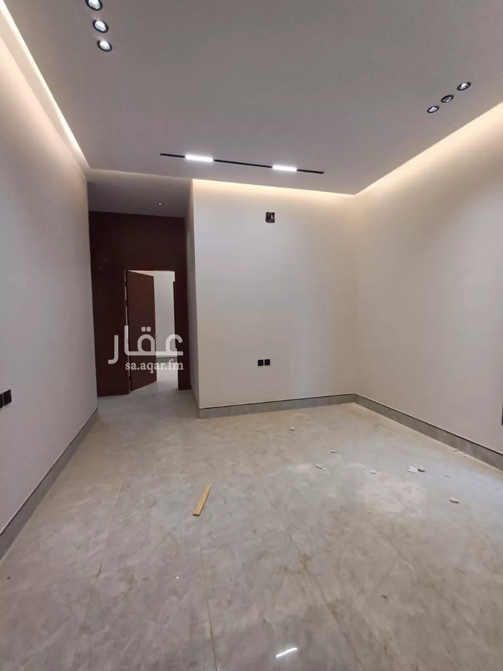 شقة 4 غرف في الرمال 3