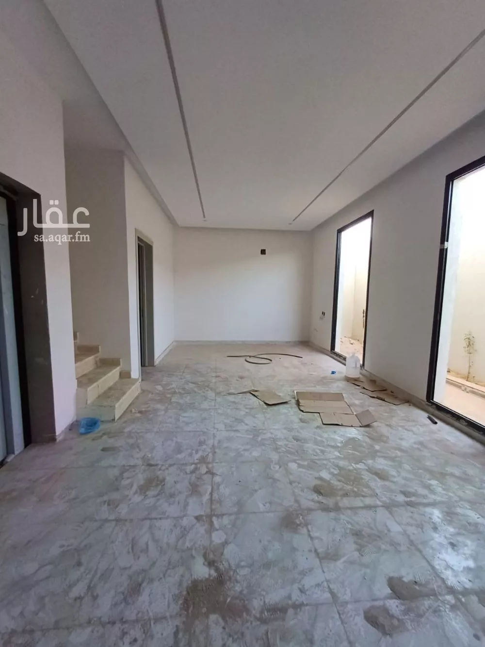 فيلا 8 غرف في الشرق 4