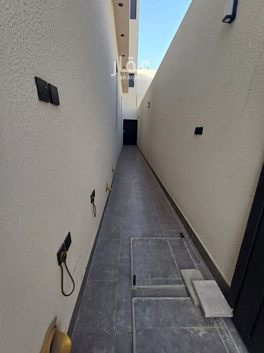 شقة 3 غرف في الرمال 2