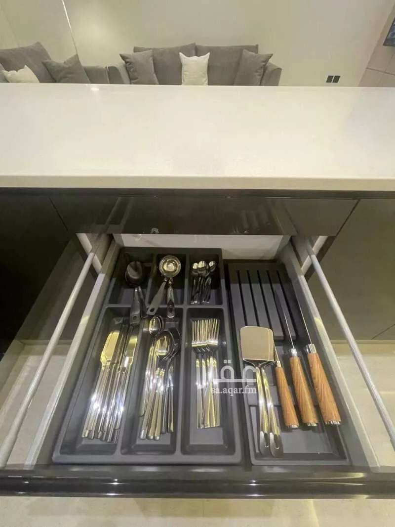 شقة 3 غرف في العارض 5