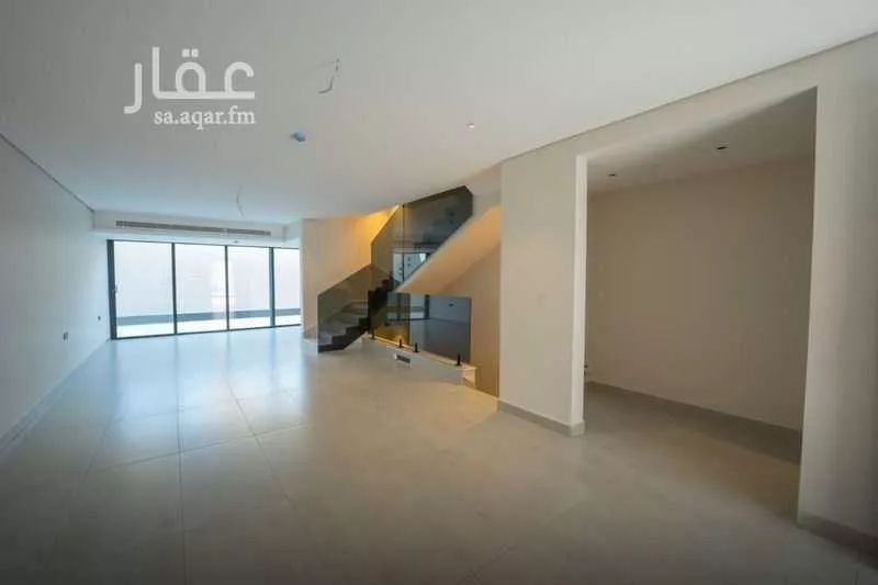 5 bedroom villa in Al Aridh, Riyadh 10