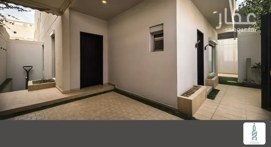 فيلا 4 غرف في الملقا 2