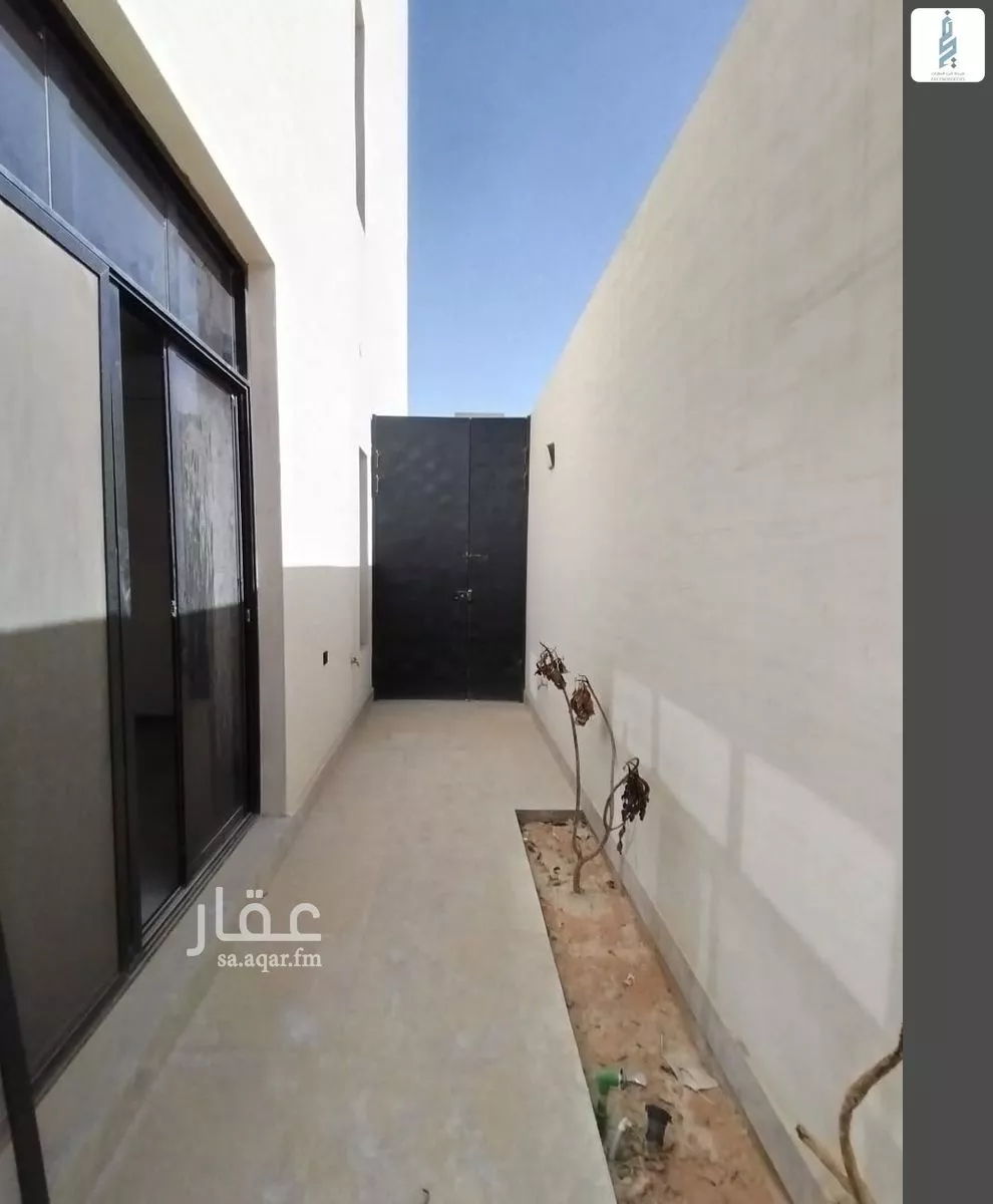 3 bedroom apartment in Al Qairawan 5
