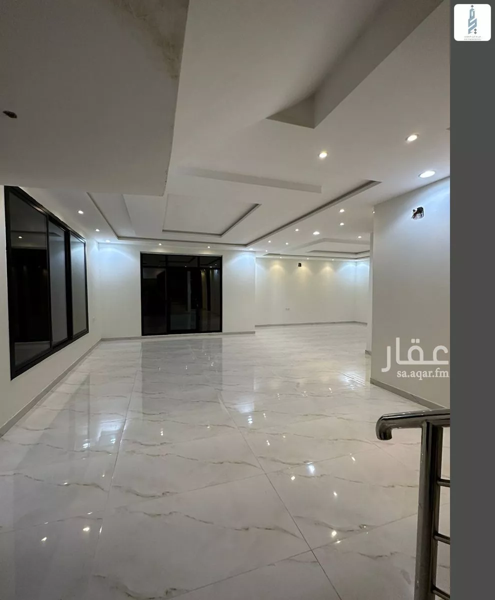 فيلا 6 غرف في الرمال 3