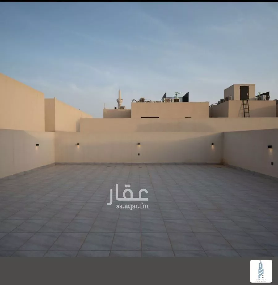 شقة 4 غرف في عرقة 3