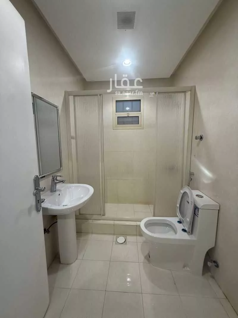 شقة 3 غرف في الملقا 3