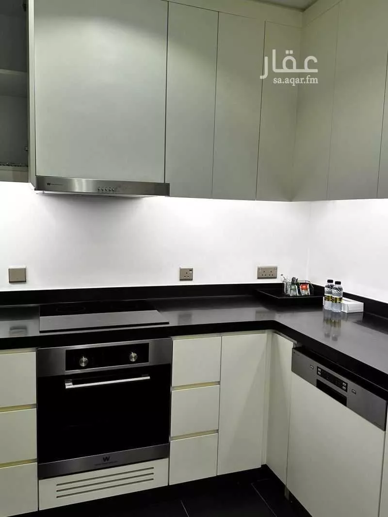 شقة 1 غرف في العليا 4