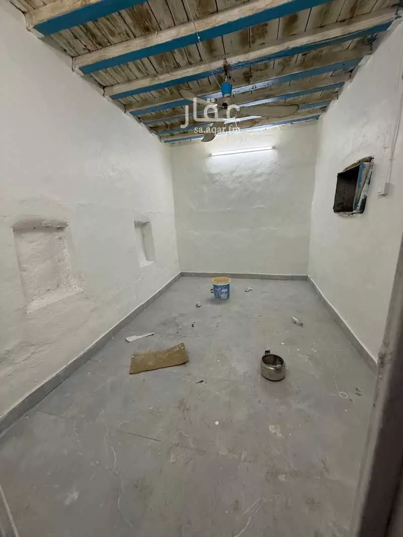 فيلا 3 غرف في العود 1