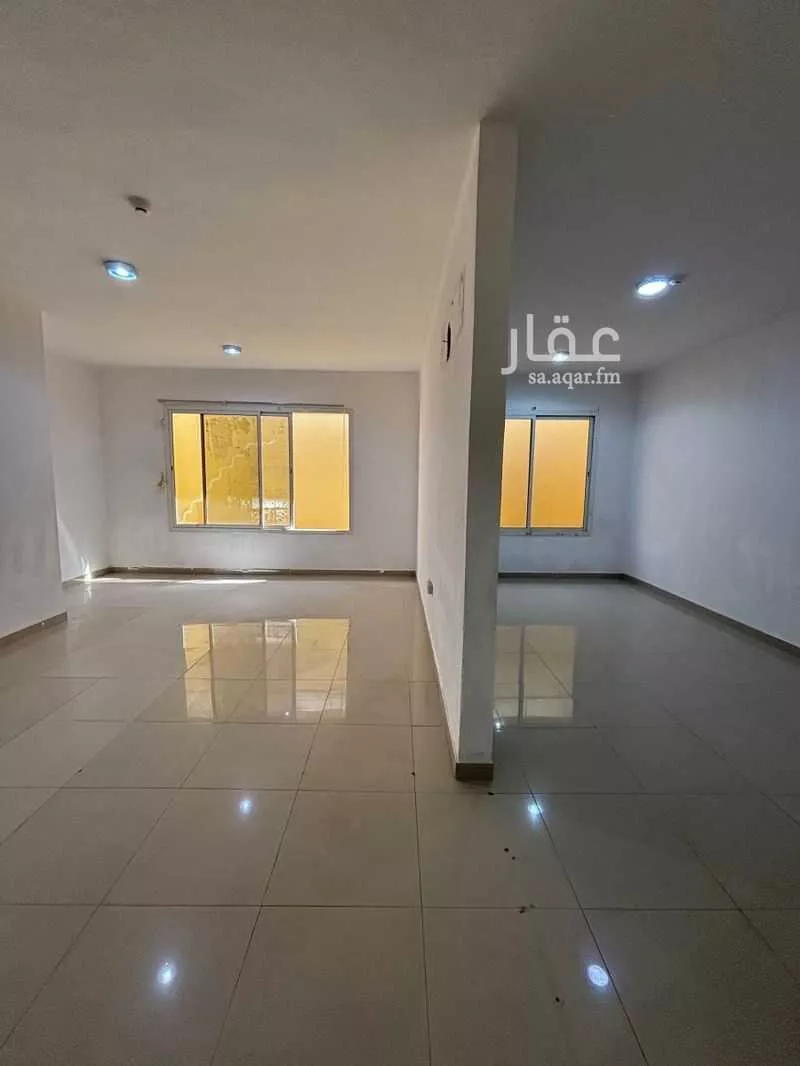مكتب 1500 م² في الخليج 2