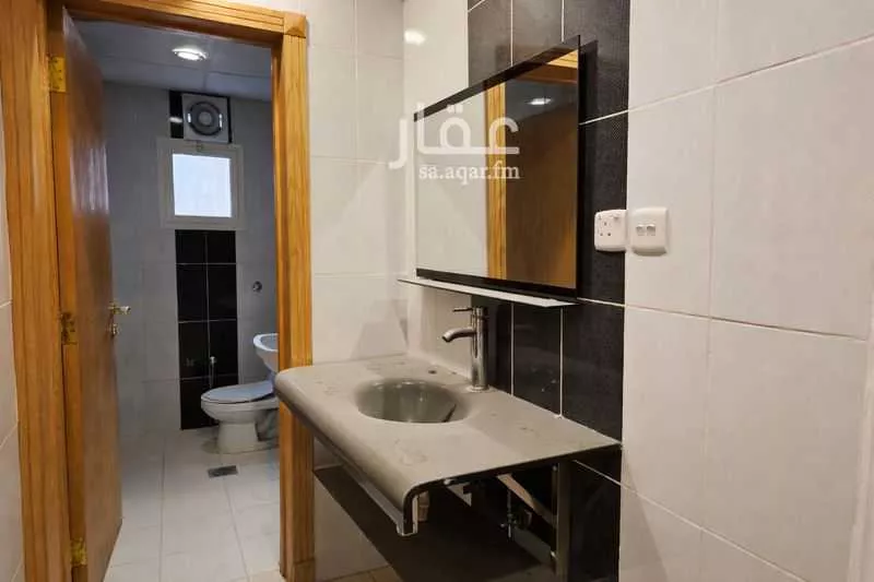 6 bedroom villa in Al Olaya, Riyadh 14