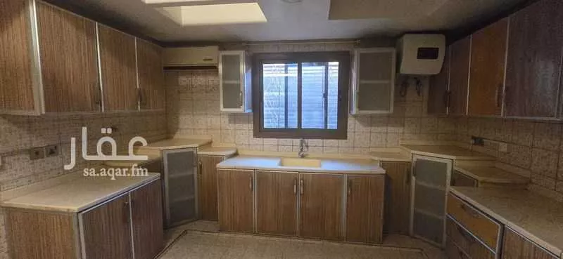 فيلا 7 غرف في الياسمين 4