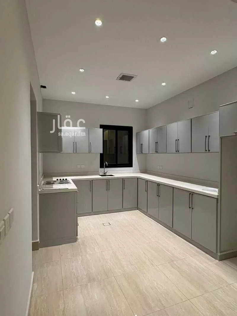 3 bedroom apartment in Al Qairawan 3