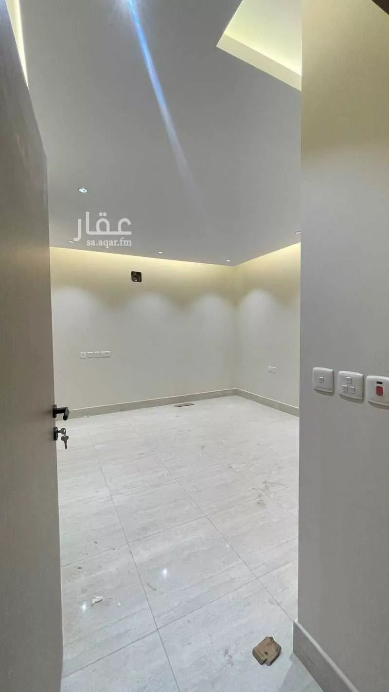 7 bedroom villa in Al Janadriyah, Riyadh 4