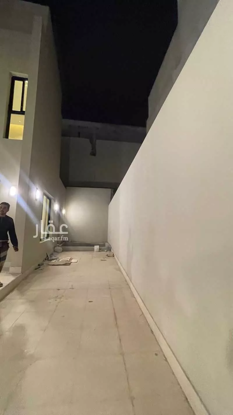 7 bedroom villa in Al Janadriyah, Riyadh 11