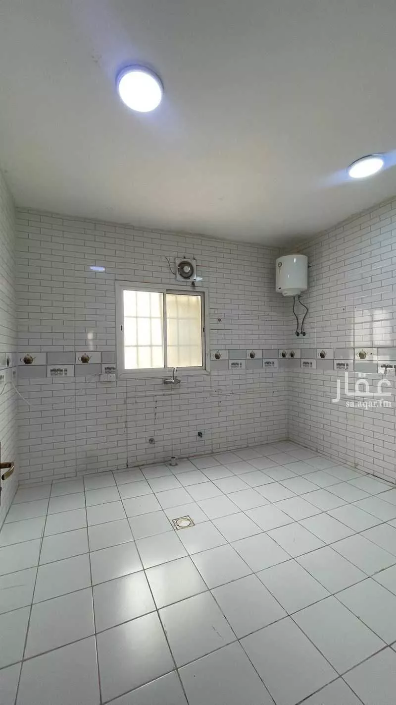 3 bedroom apartment in Al Rimal 4