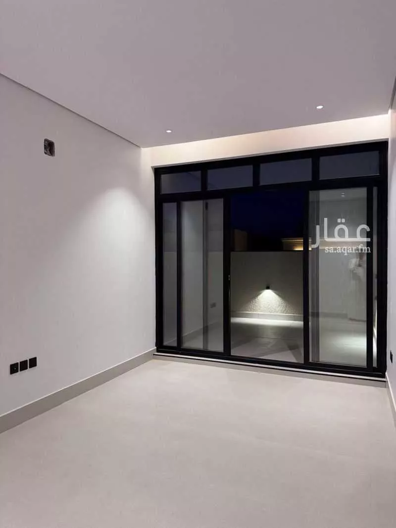 فيلا 5 غرف في الملقا 2