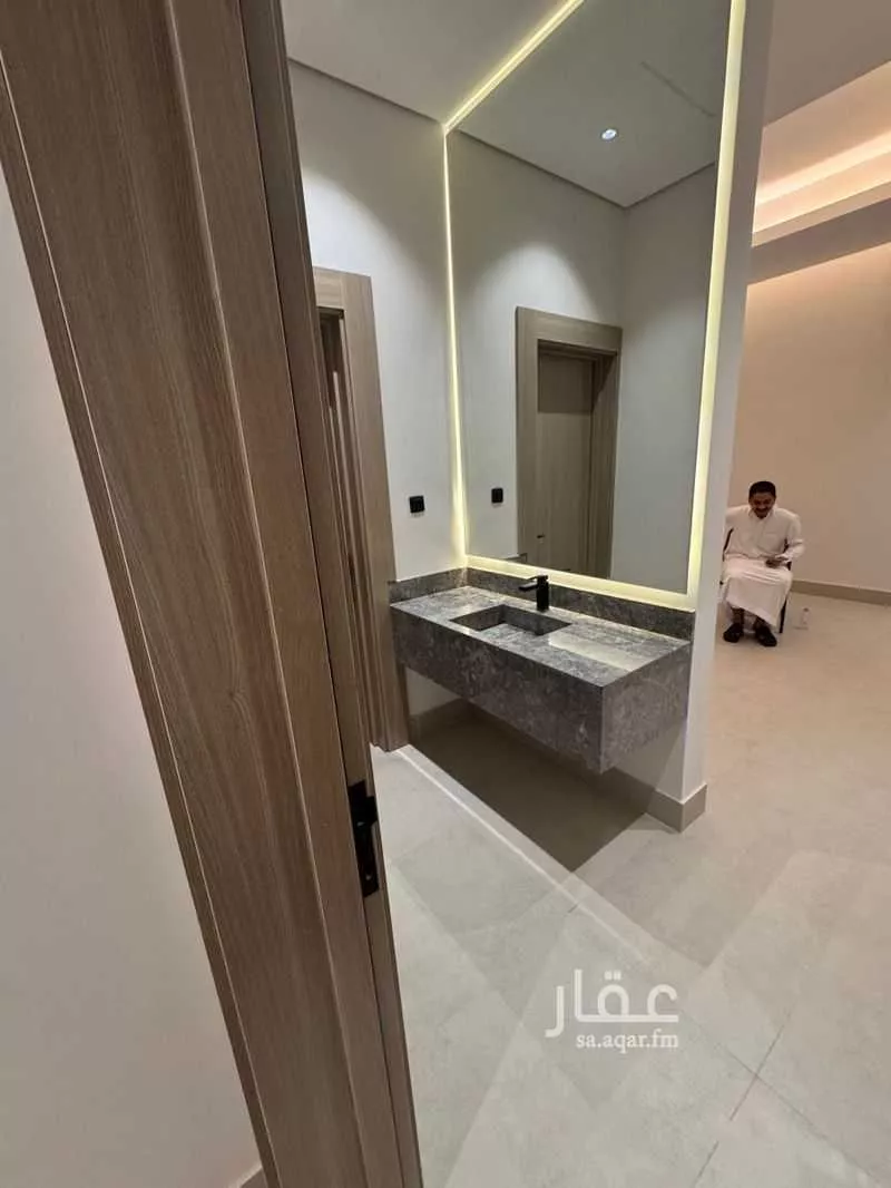 5 bedroom villa in Al Malqa, Riyadh 9