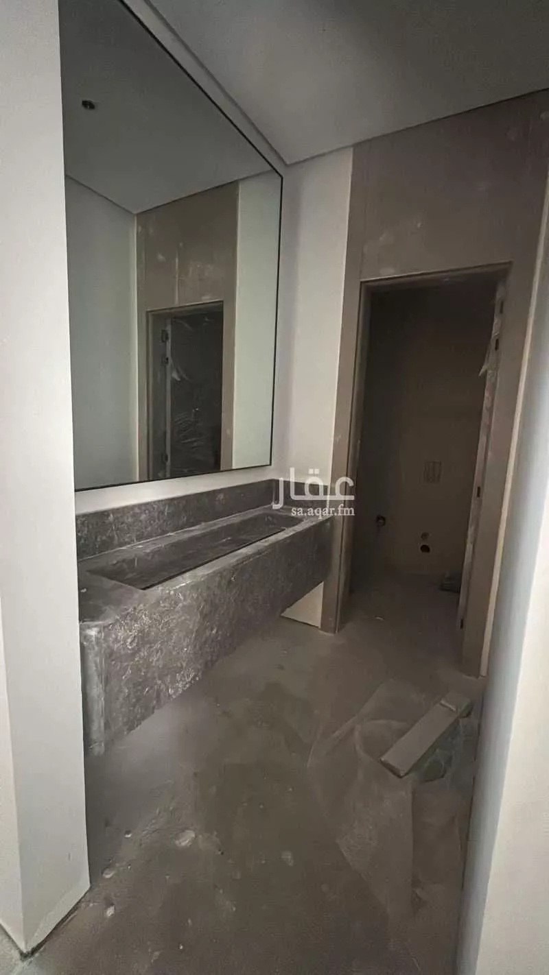 فيلا 5 غرف في الملقا 1