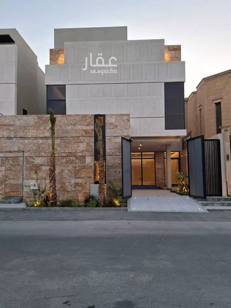 5 bedroom villa in Al Malqa, Riyadh 27