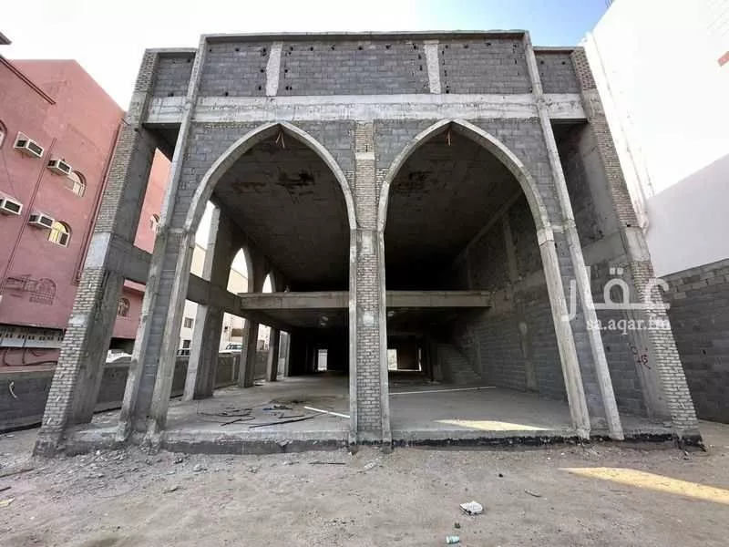 محل 496 م² في الشوقية 5