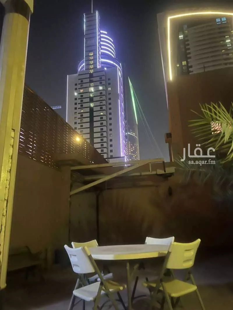 فيلا 5 غرف في العليا 4