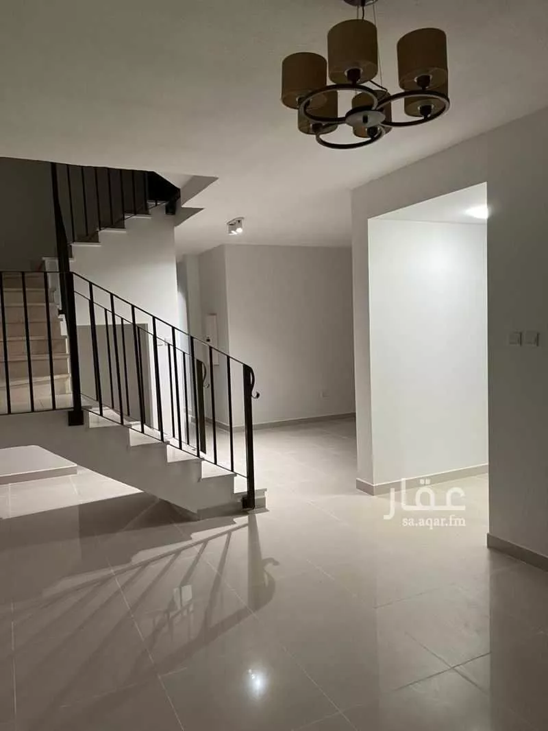 4 bedroom villa in Ash Sharq, Eastern Province 8