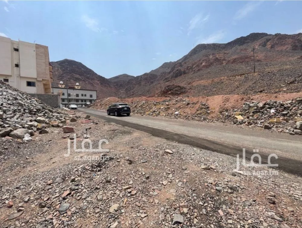 أرض 756 م² في جبل جمة وغرابة 5