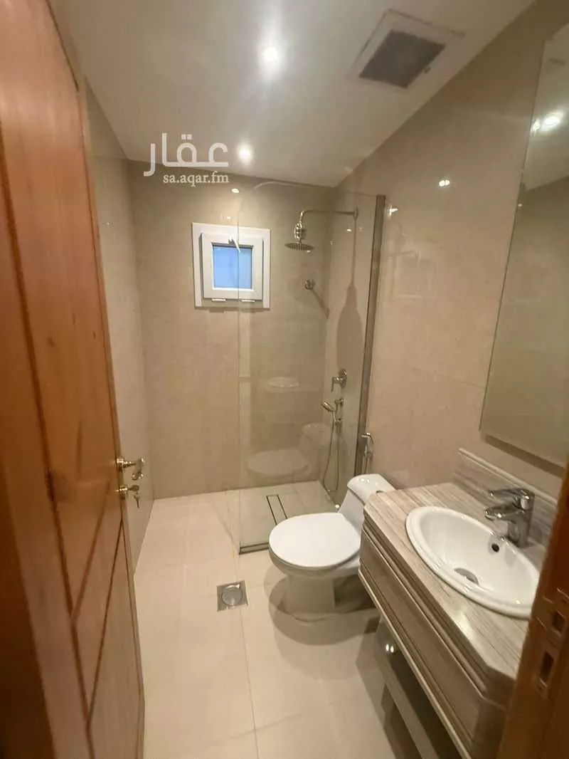 دور 4 غرف في عرقة 3