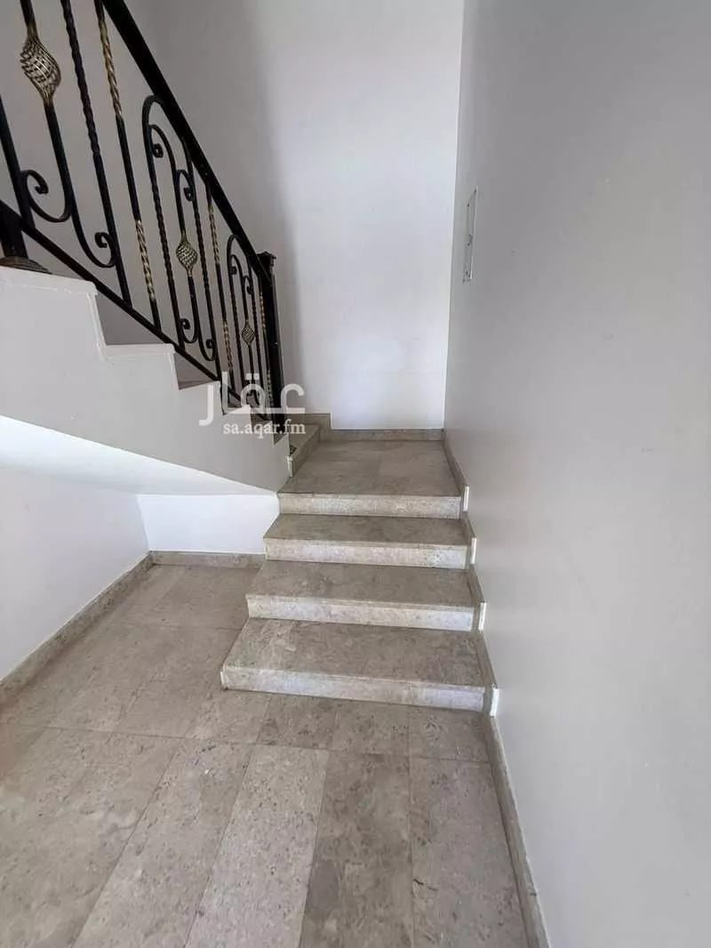 3 bedroom apartment in Irqah 4