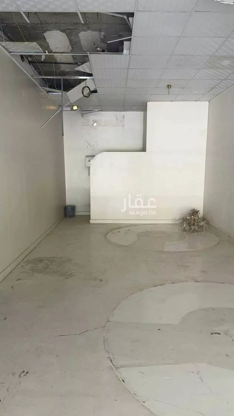 shop in Al Yarmouk, Riyadh 9