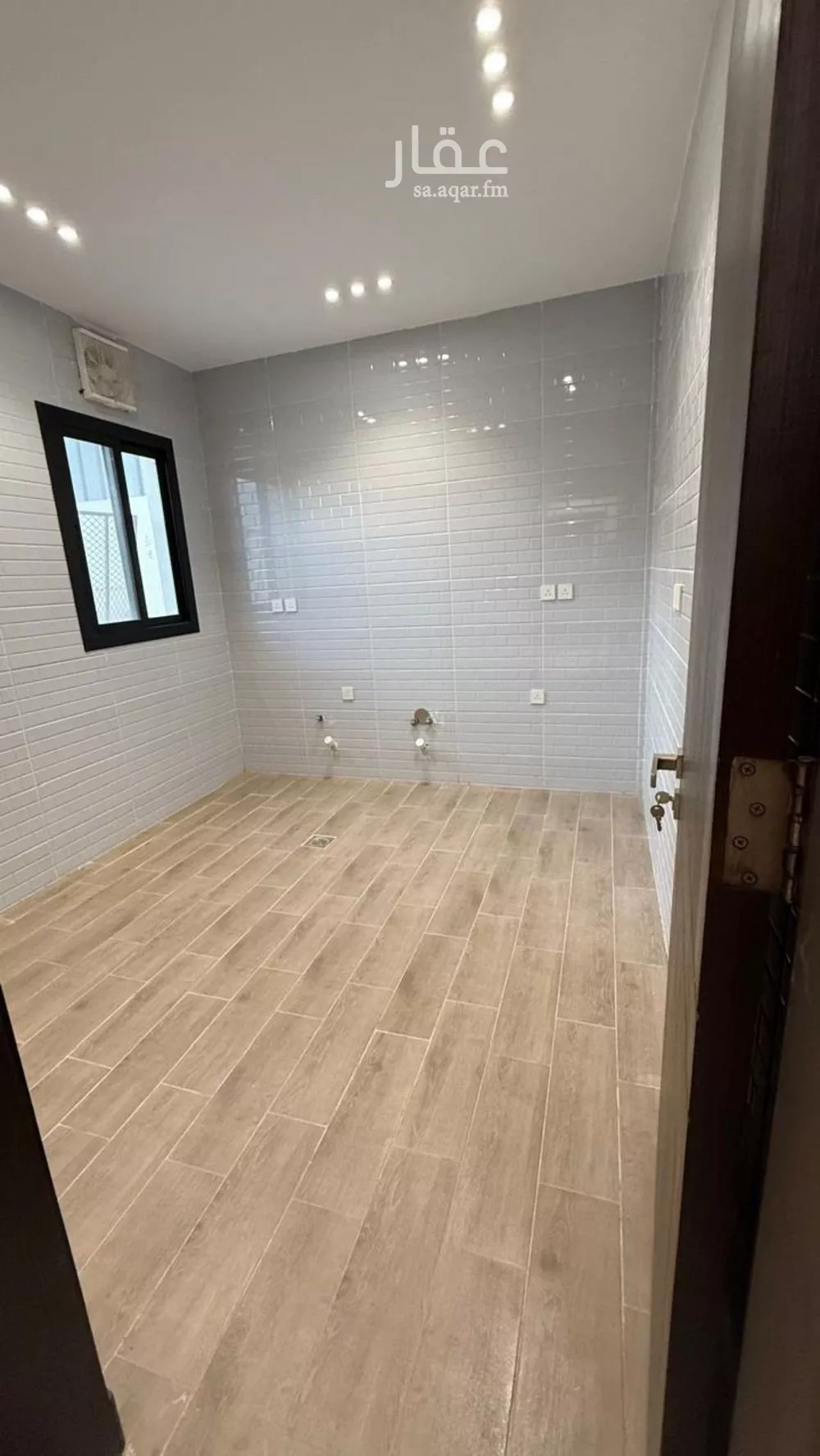 فيلا 6 غرف في الصالحية 2