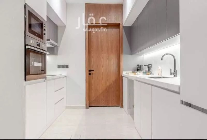 شقة 3 غرف في الملقا 3