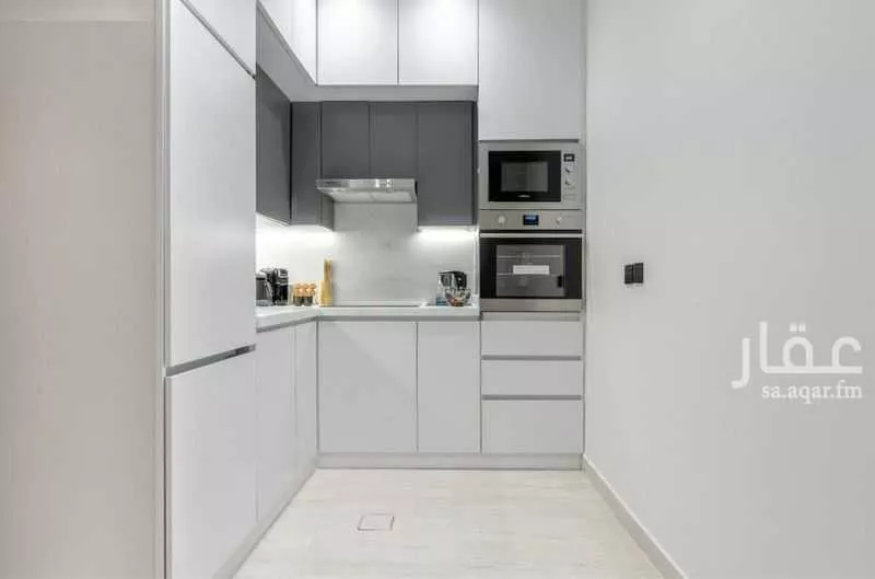 شقة 3 غرف في الملقا 5