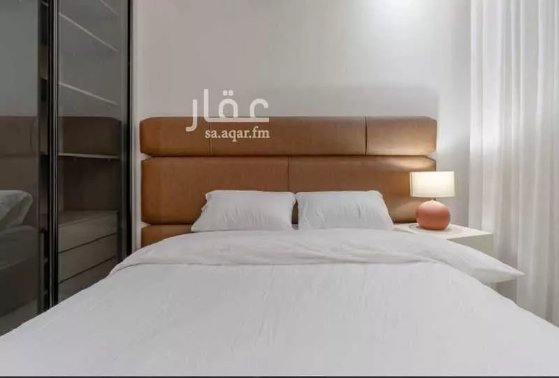 شقة 3 غرف في الملقا 5