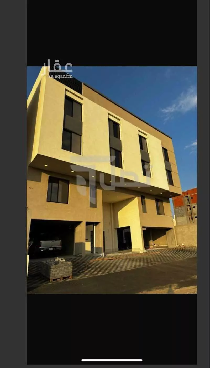 شقة 5 غرف في الملك فهد 1