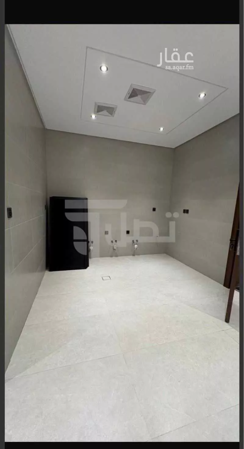 شقة 3 غرف في الروضة 3