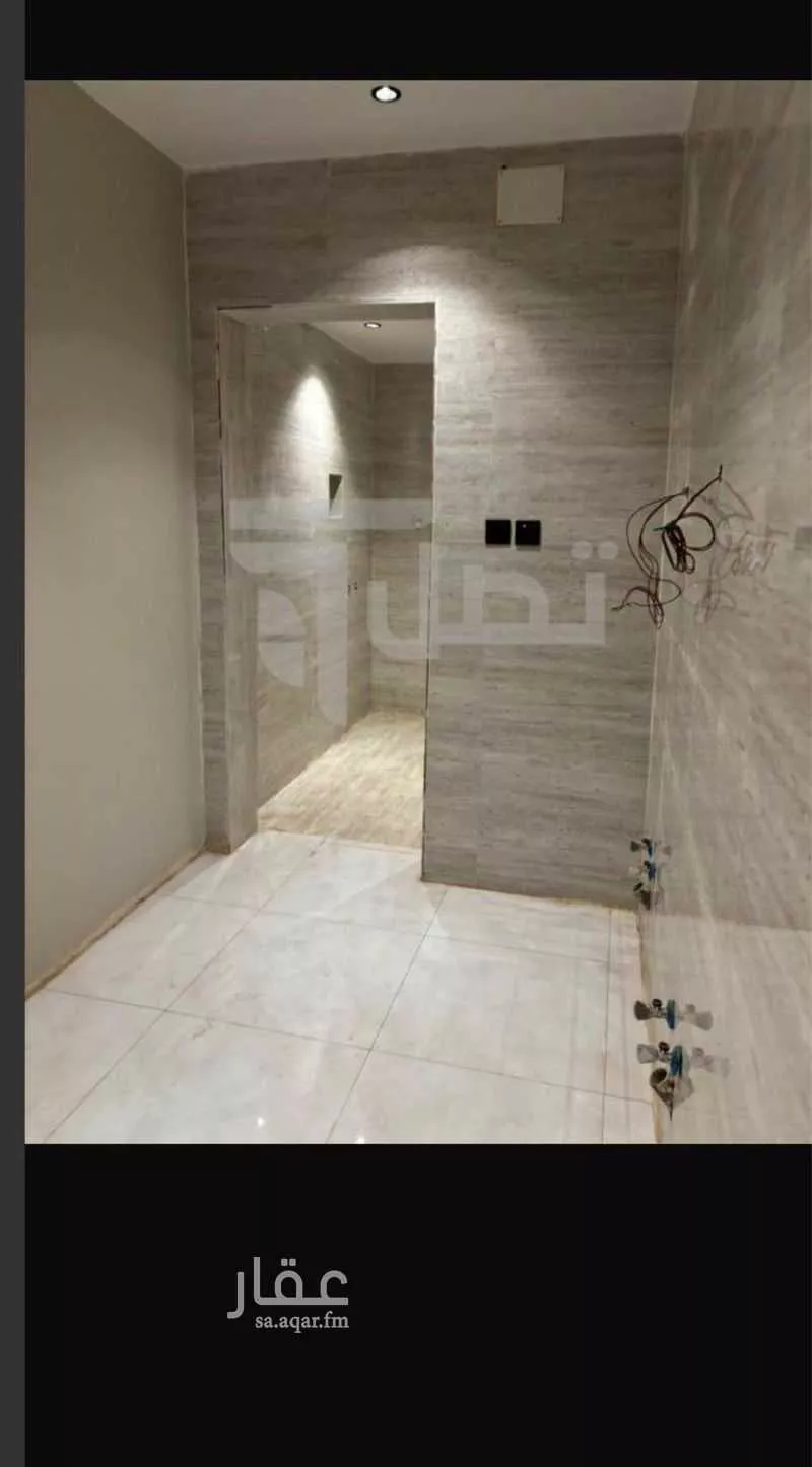 شقة 5 غرف في الملك فهد 4