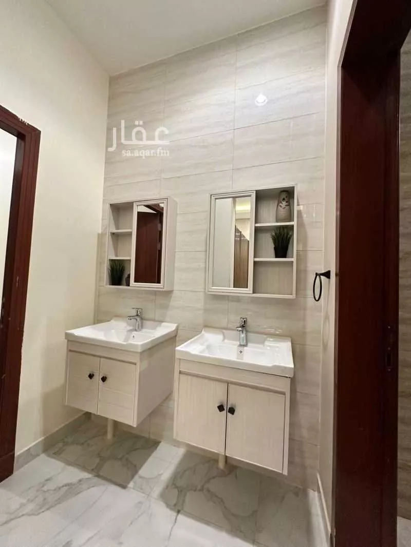 5 bedroom villa in Al Nakheel, Riyadh 13