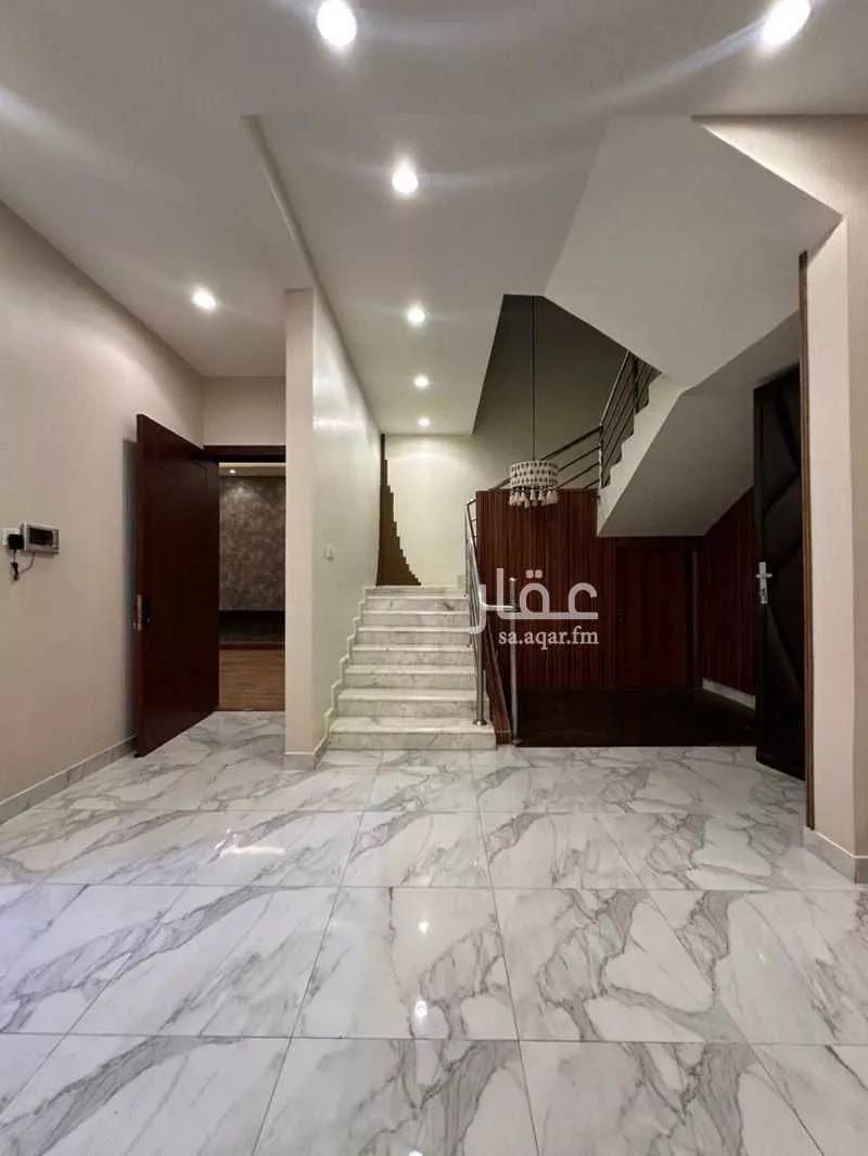 5 bedroom villa in Al Nakheel, Riyadh 11