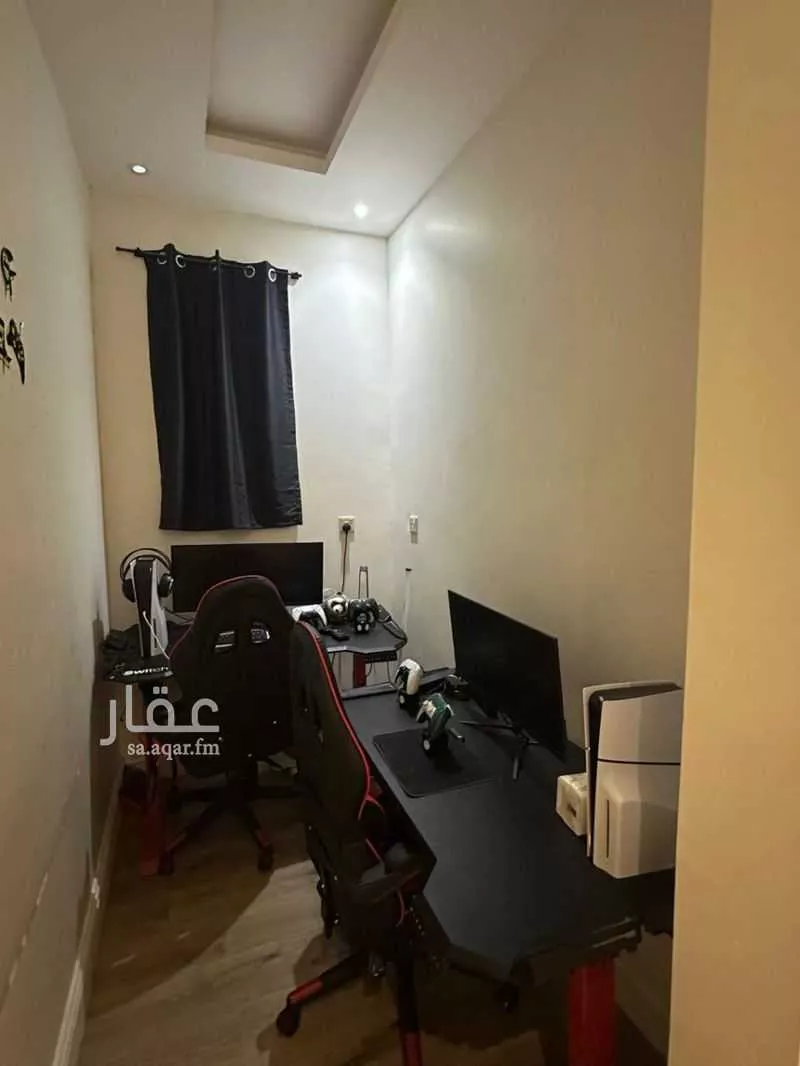 فيلا 9 غرف في العارض 3