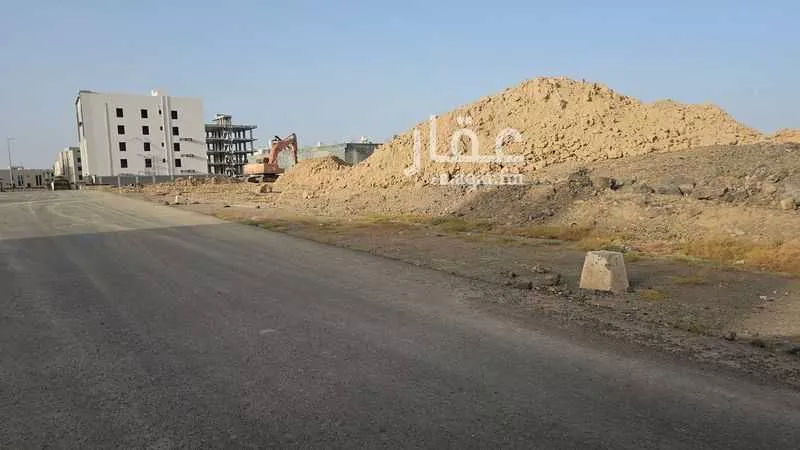 أرض 645 م² في عين الخيف 4