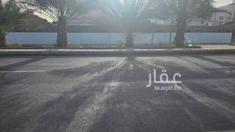 أرض 1218 م² في مذينب 4