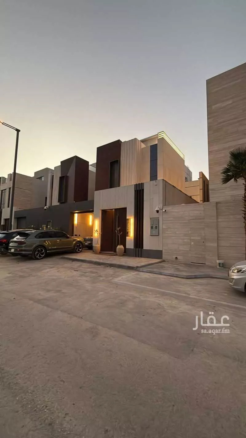 8 bedroom villa in Al Malqa 3