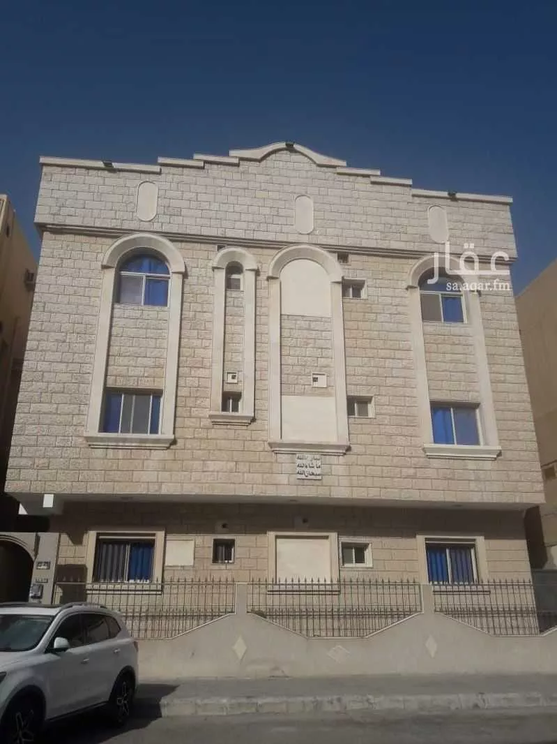 33 bedroom building in Al Aqrabiyah, Eastern Province 9