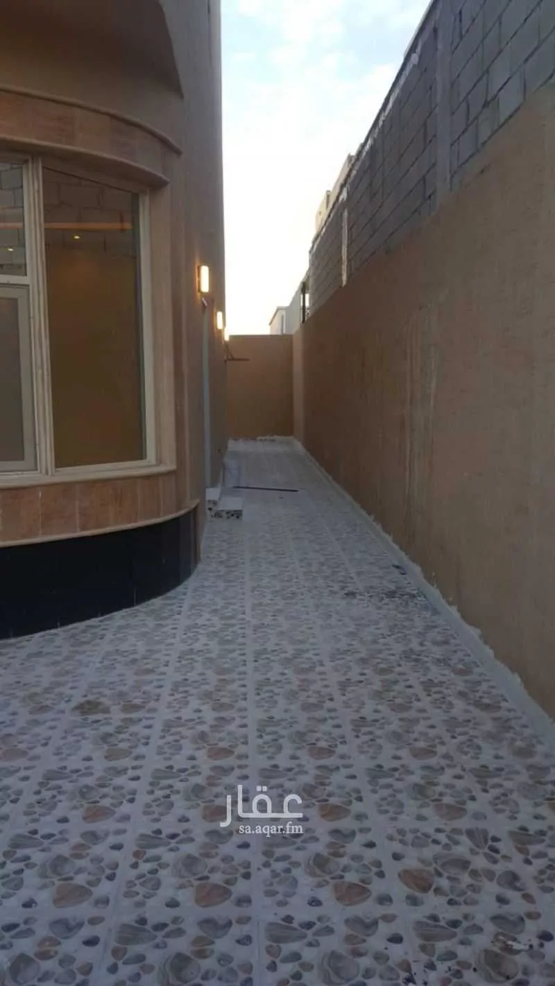 7 bedroom villa in As Suwaidi, Riyadh 11