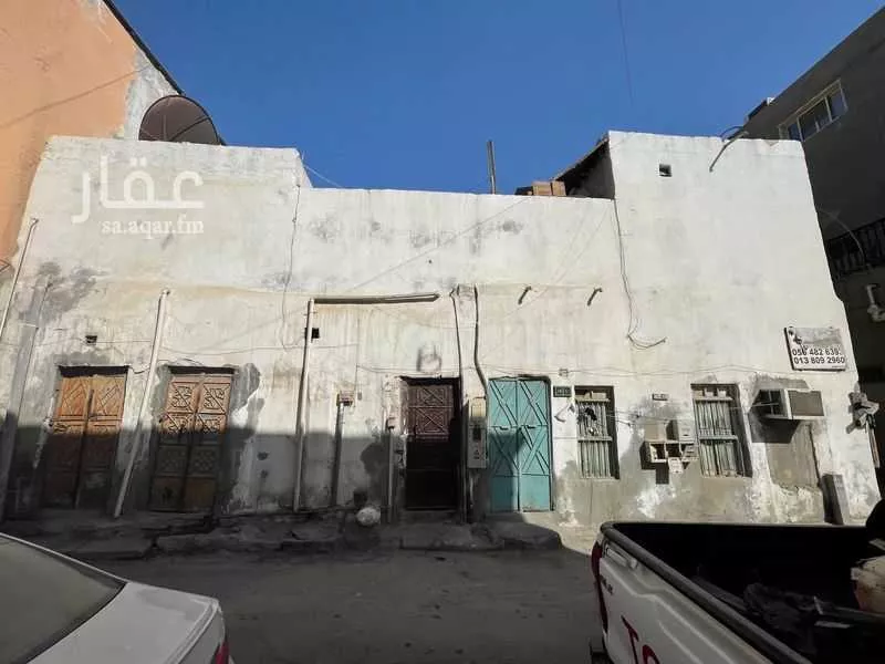 عمارة 296 م² في الخليج 1