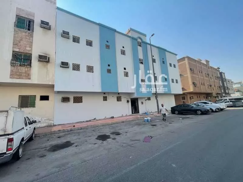 عمارة 325 م² في البادية 2