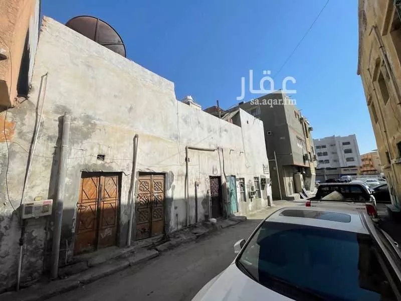 عمارة 296 م² في الخليج 2