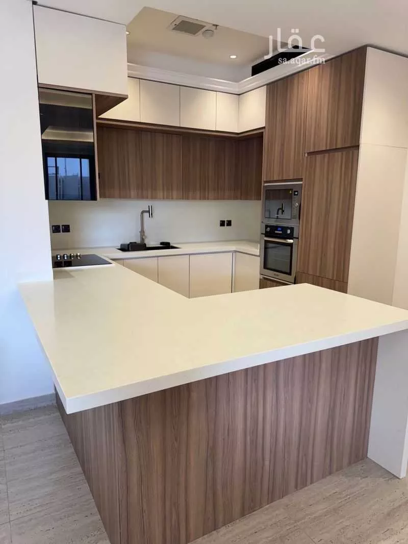 شقة 3 غرف في العقيق 2